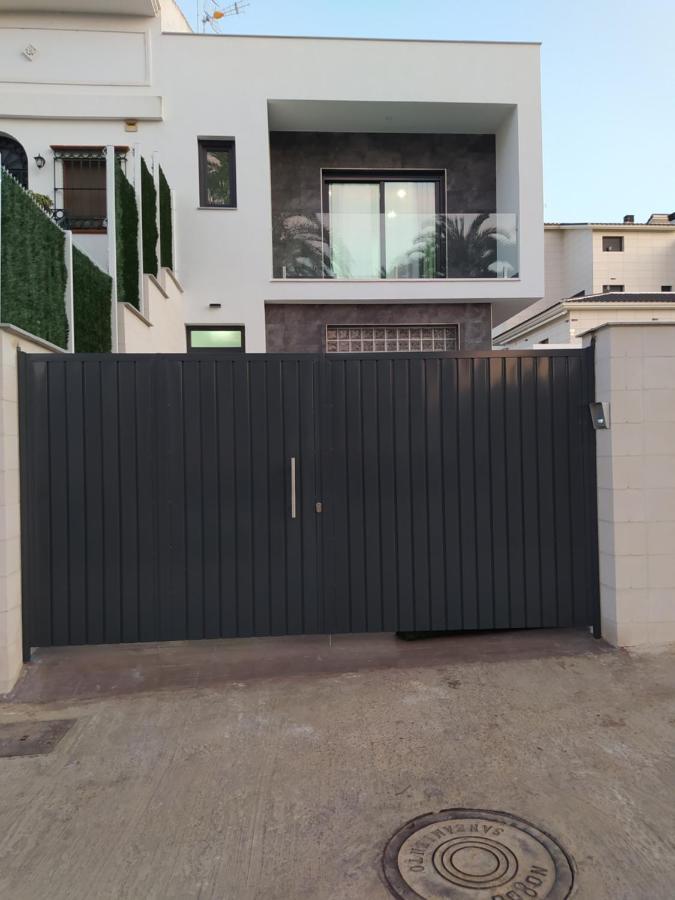 Excelente Piso Con Aparcamiento Privado * Palos de la Frontera